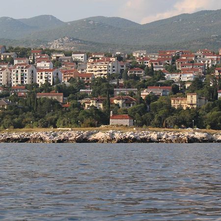 Hotel Ruza Нови Винодолски Екстериор снимка