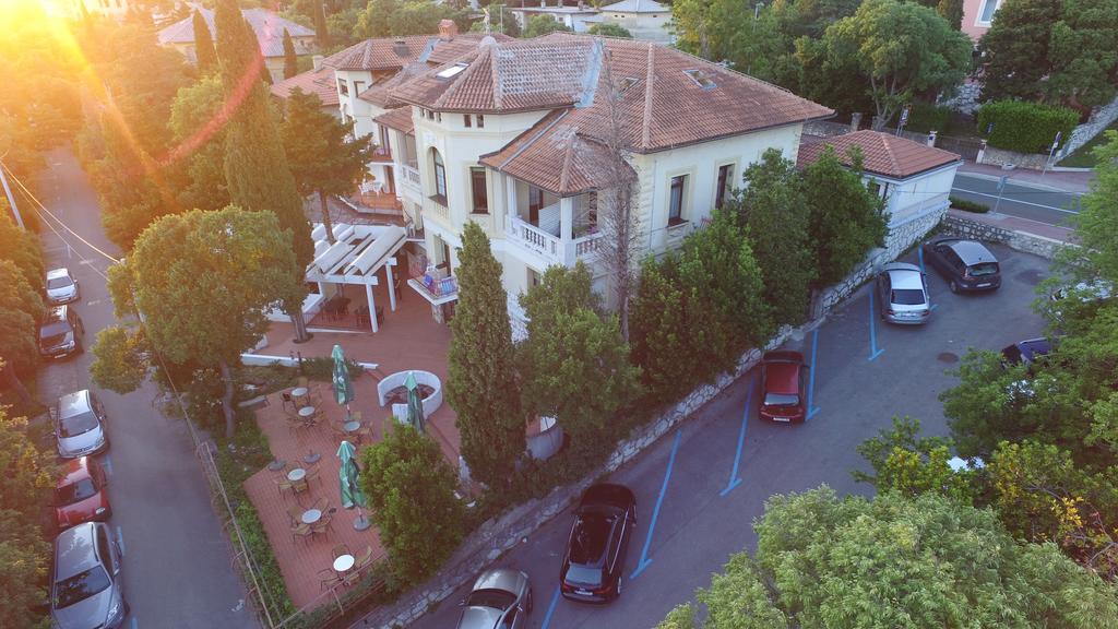 Hotel Ruza Нови Винодолски Екстериор снимка