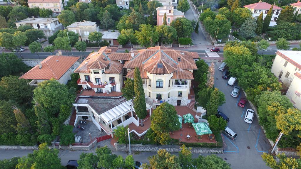 Hotel Ruza Нови Винодолски Екстериор снимка