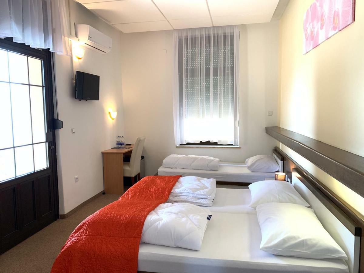 Hotel Ruza Нови Винодолски Екстериор снимка